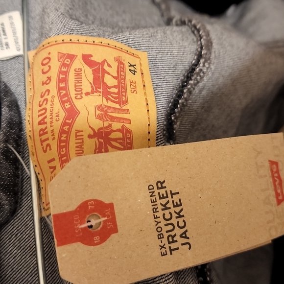 LEVI'S Ex-boyfriend Trucker Jacket 4X - Picture 4 of 5
